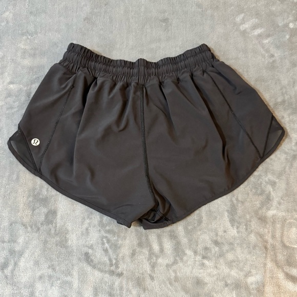 Lululemon Hotty Hot Short II *2.5"
Black

#148 - Picture 5 of 9